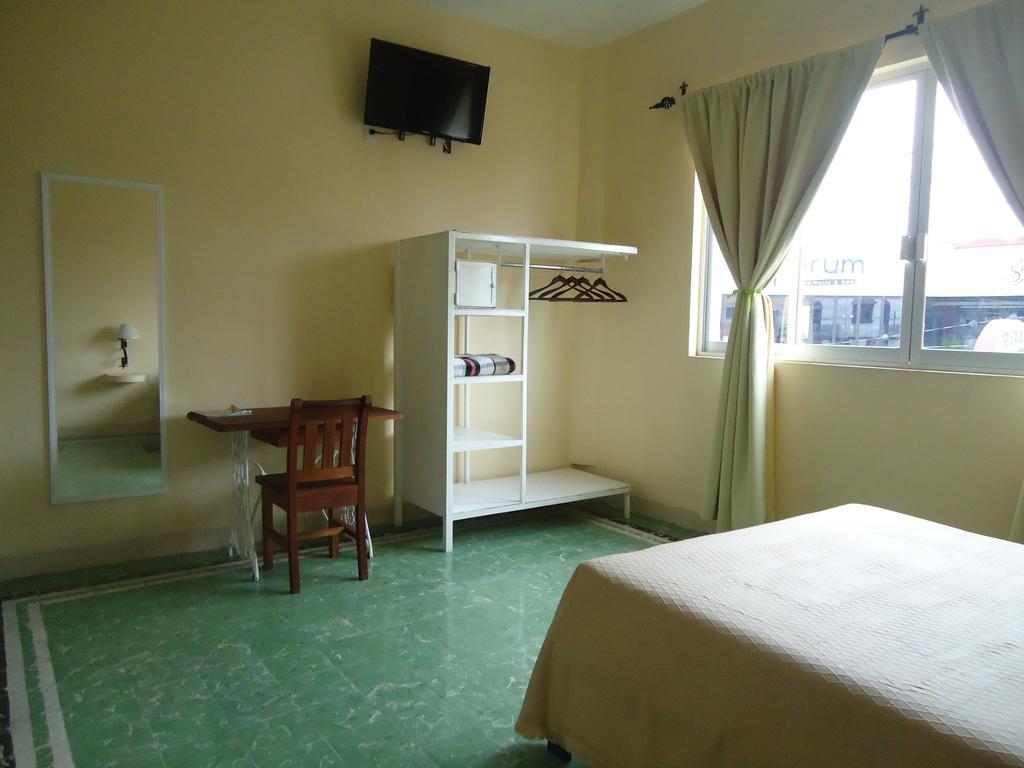 Hotel Suites Cordoba Bilik gambar